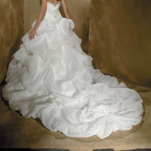 Allure Bridals Wedding Dress